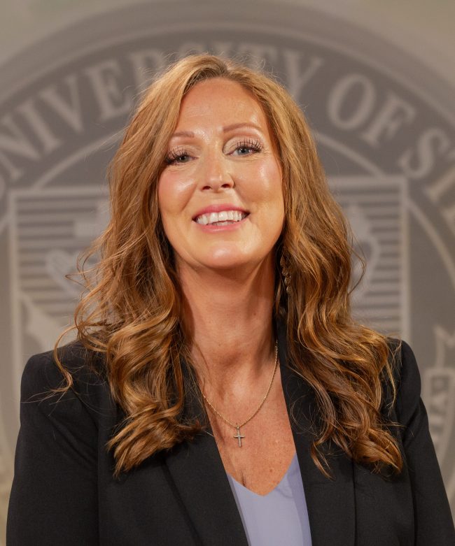 Professor Alyssa Kerker – Portrait – Fall 2023 –0522